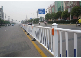 贵阳市市政道路护栏工程